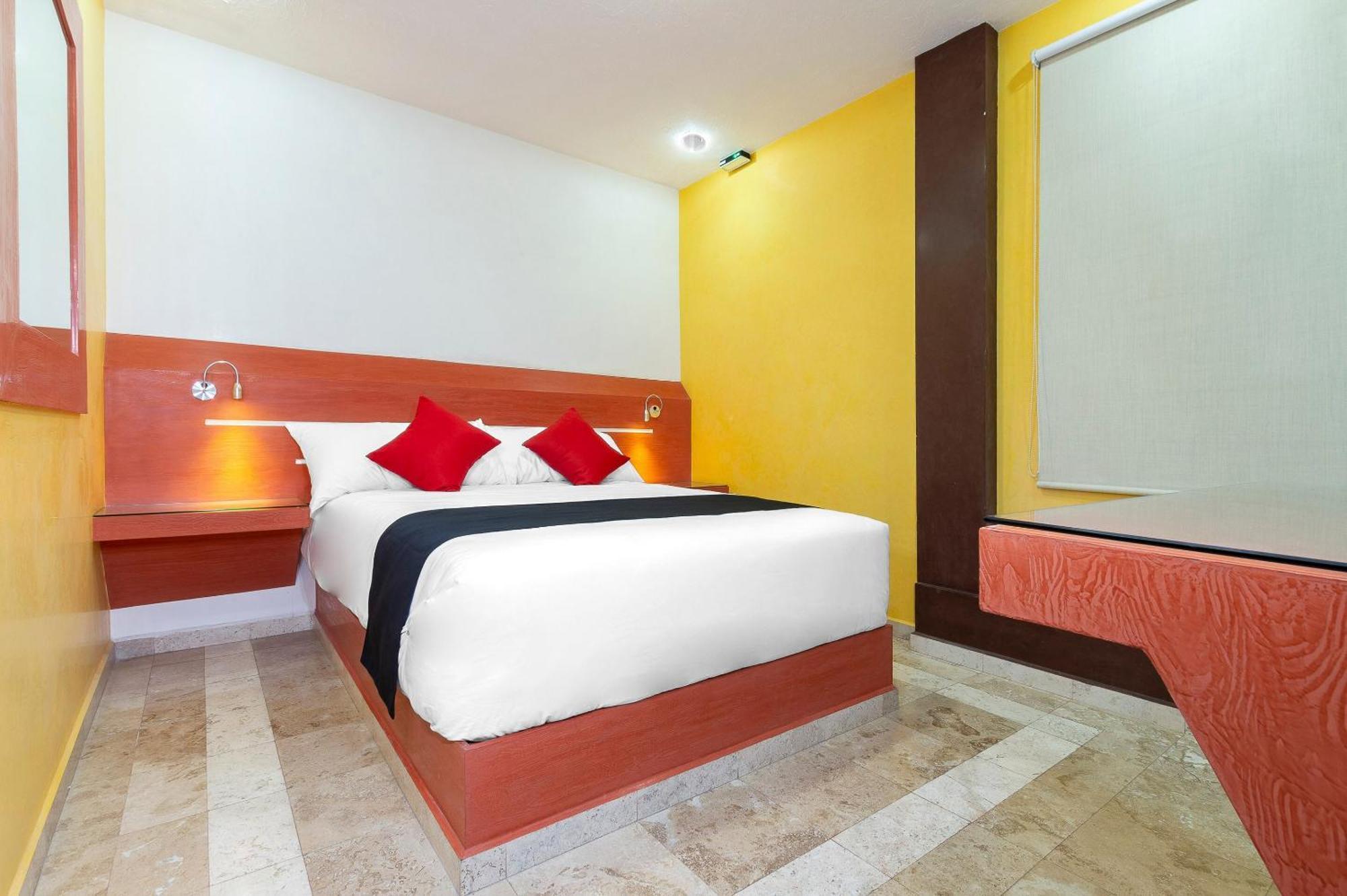 Capital O Df Hotel 2*